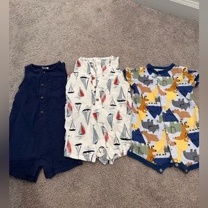 Carters Baby boy jumper bundle 12 months